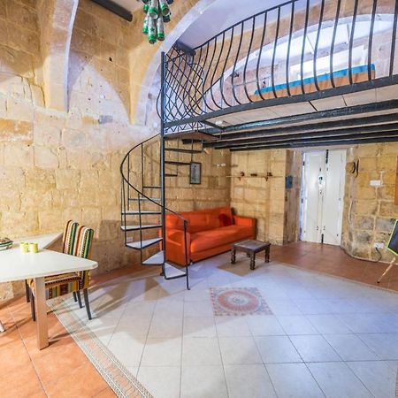 Appartement PA - Unique Artsy Loft à La Valette Extérieur photo